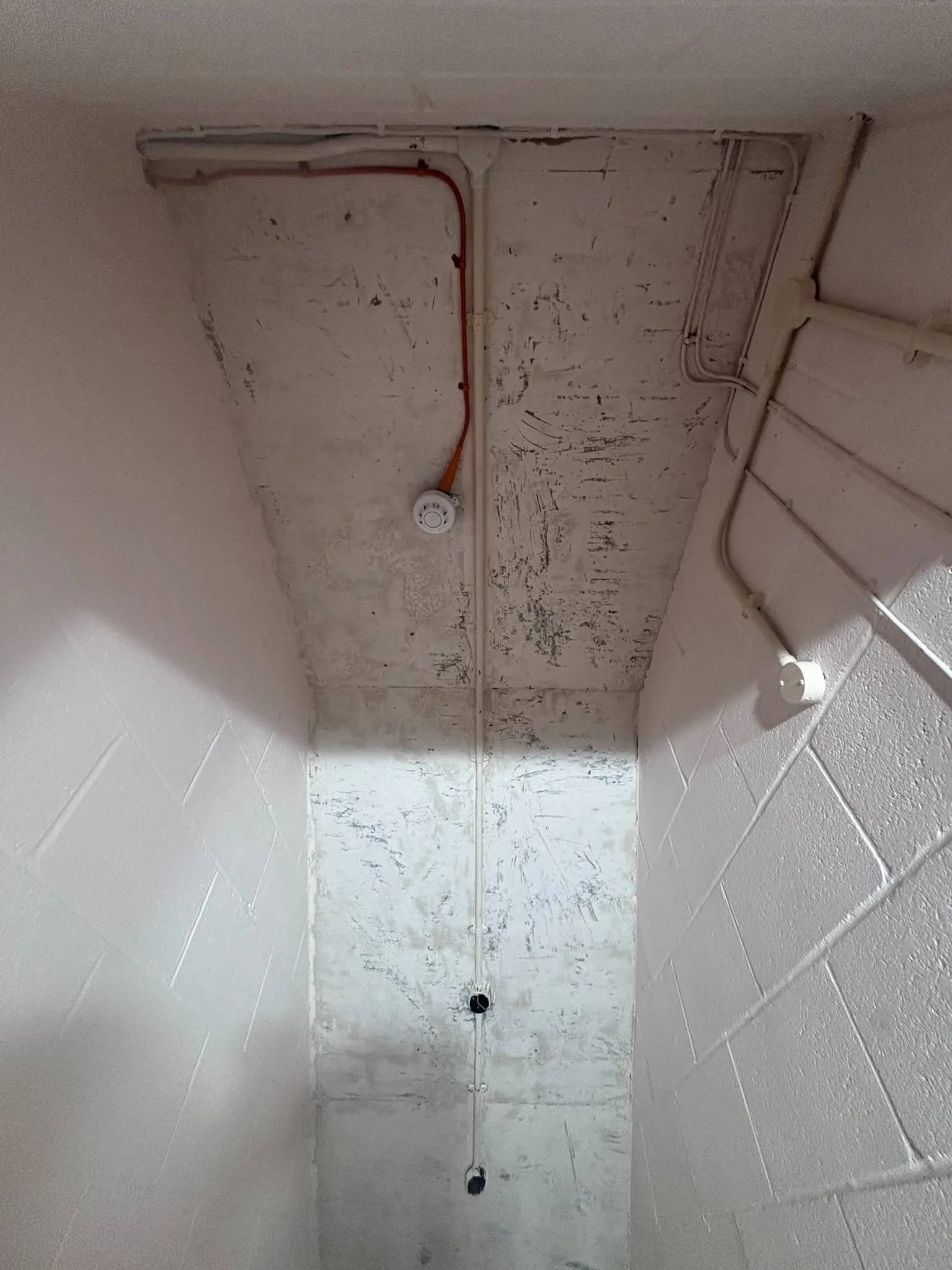 Licensed asbestos gasket removal in a Bermondsey commercial property
